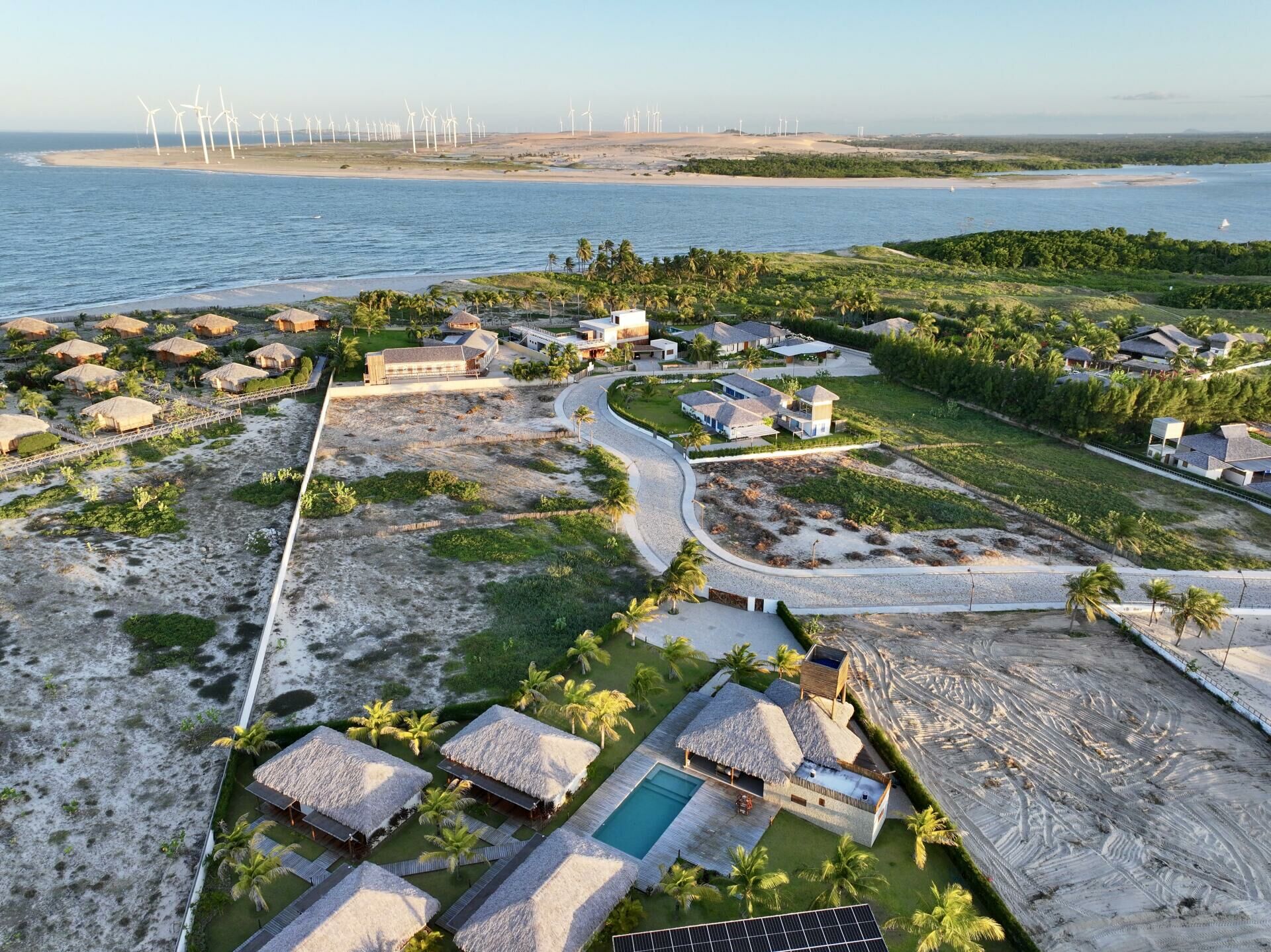Imagem de Casa frente ao mar no condomínio Jaguaribe Villas, no Pontal do Maceió